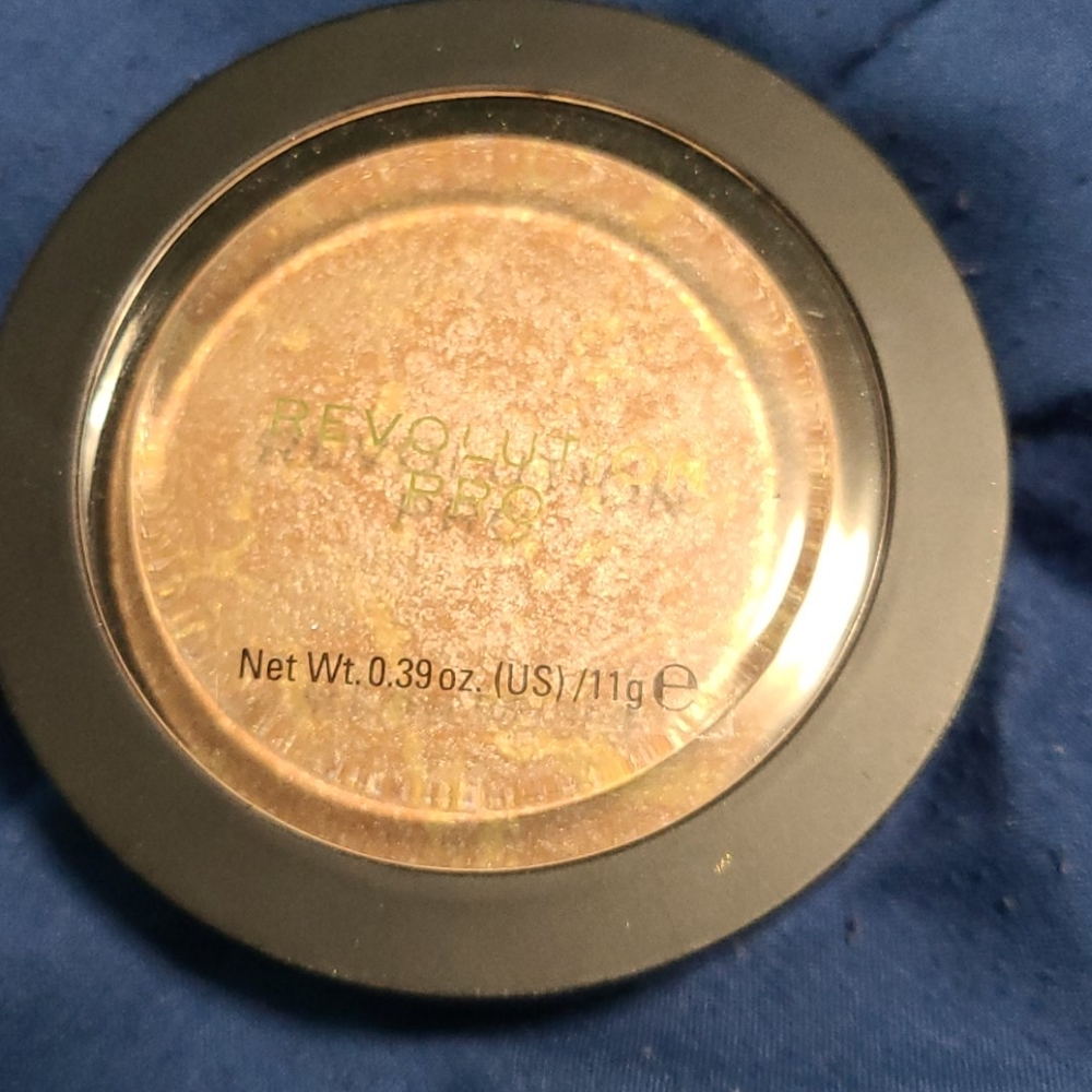 Free/w purchase Revolution Pro highlighter